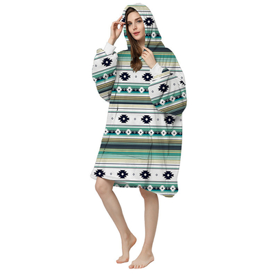 Beli 100% Polyester Disesuaikan Pakaian Selimut Hoodie Oversized Fleece Hooded Selimut online manufacture